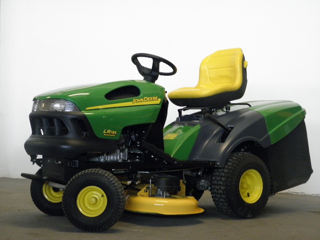 TRAKTOREK KOSIARKA JOHN DEERE LR 135 BARAS 7342361787 Oficjalne