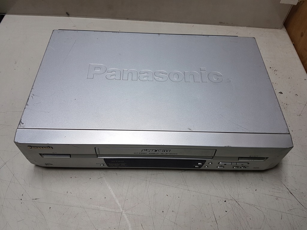 Odtwarzacz Vhs Magnetowid Panasonic Nv Fj Ee S