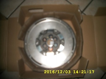 Двомасове колесо люка 415043110 VW audi 2.0 TDI