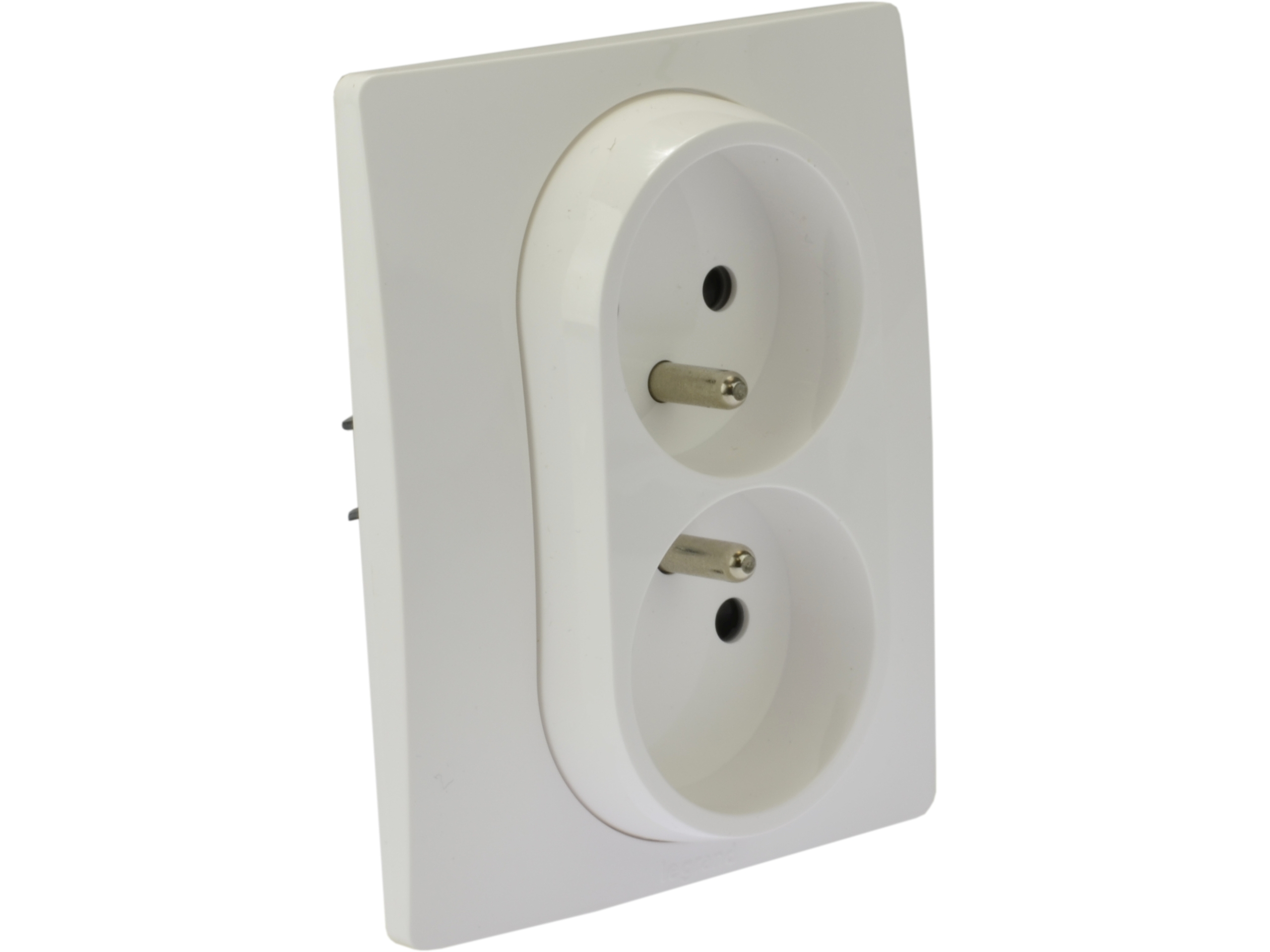 

Legrand Niloe Gniazdo podwójne 230V 2P+Z 764541