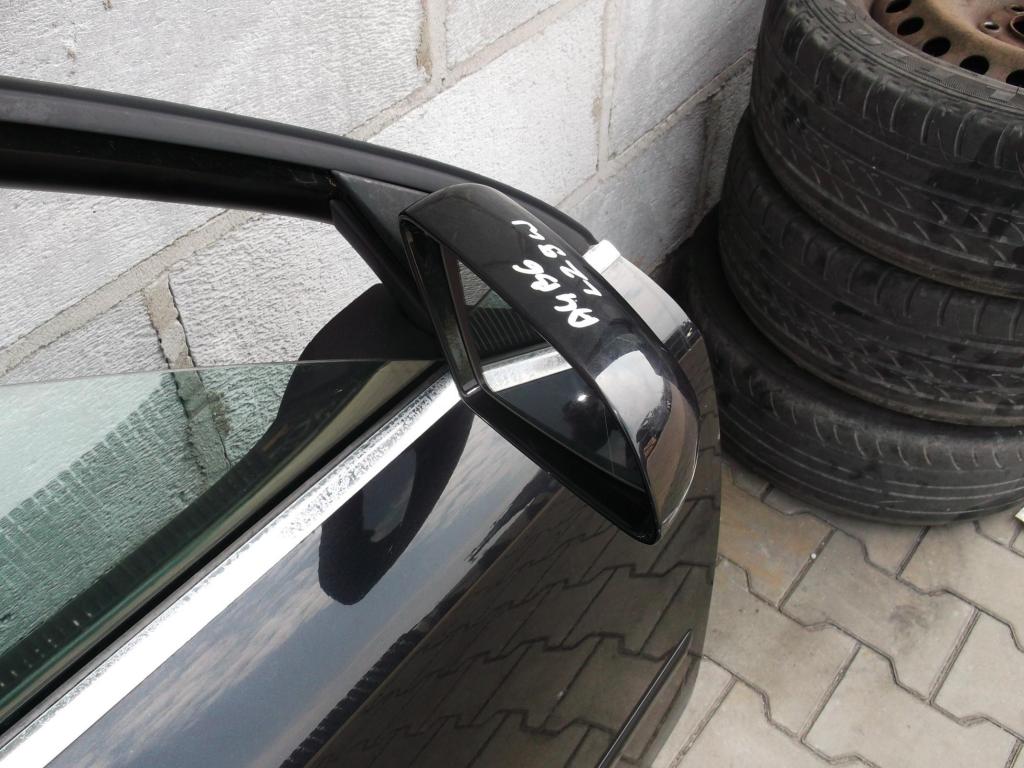 зеркало правое элекро Audi A4 B6 LZ9W --