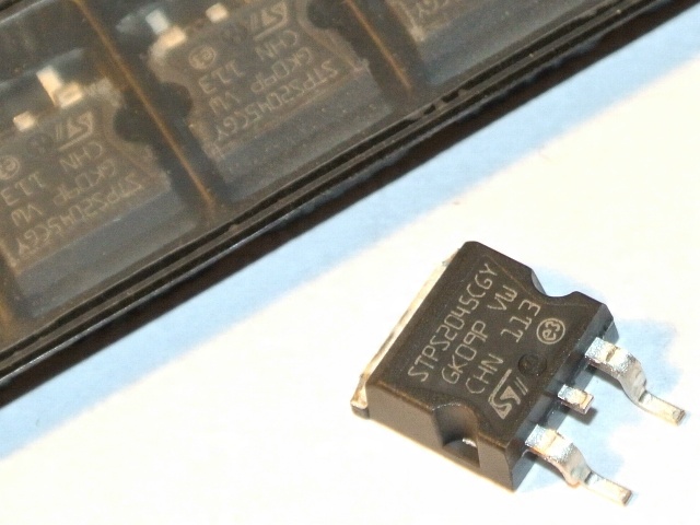 

Dioda Schottky 2x10A 45V STPS2045CGY [1szt] #B055