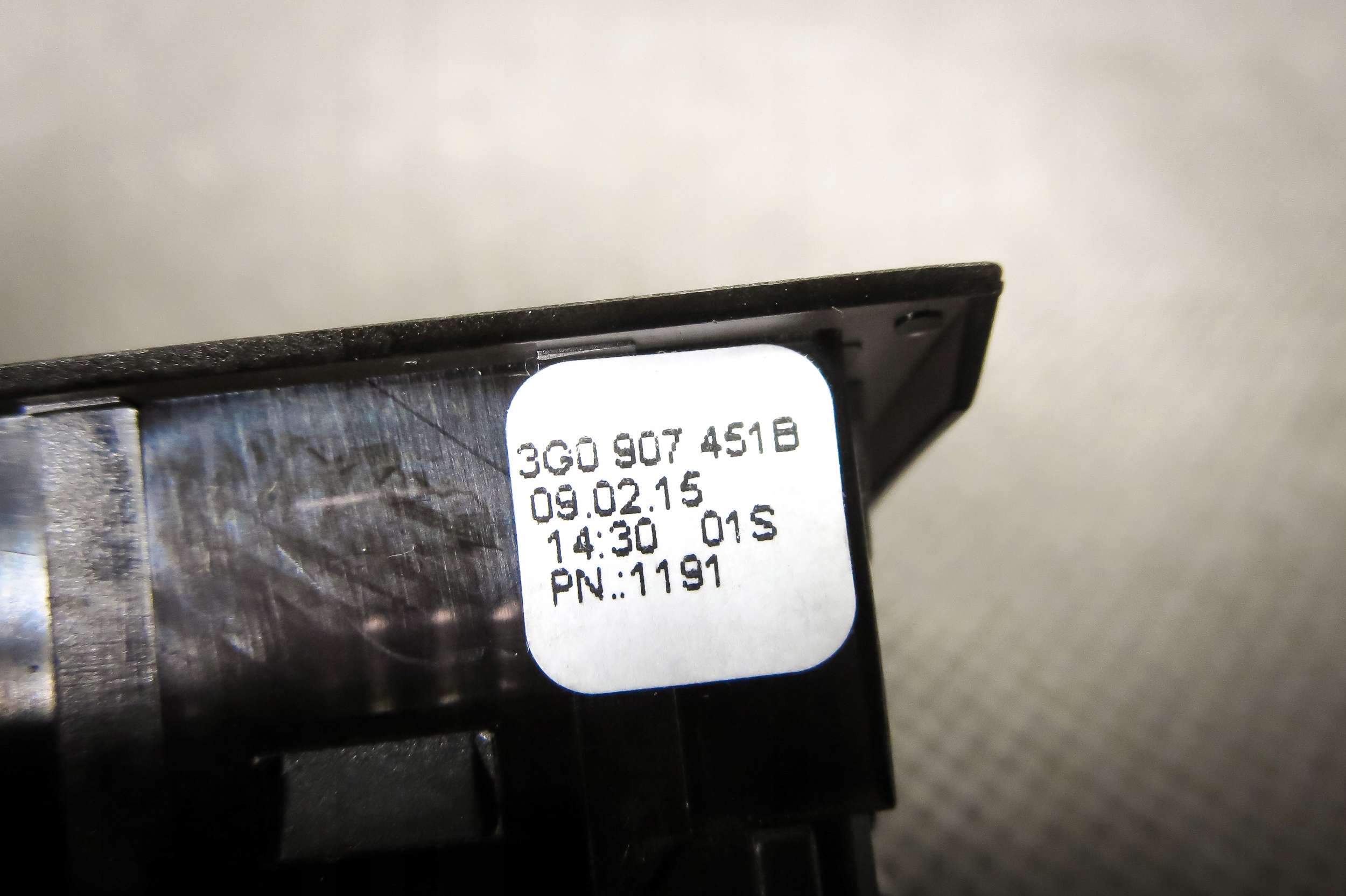 Czujnik słoneczny VW Passat B8 3G0907451B Producent części Audi OE