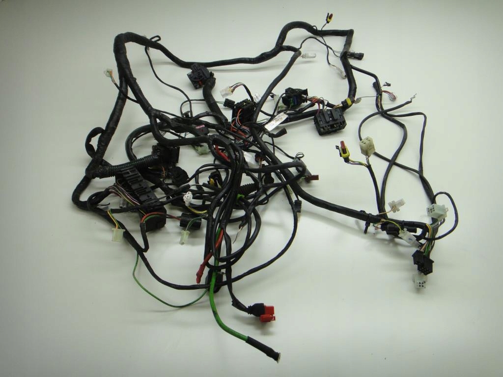 ETT121E52020 - ЕЛЕКТРОПРОВОДКА PEUGEOT METROPOLIS RS 400