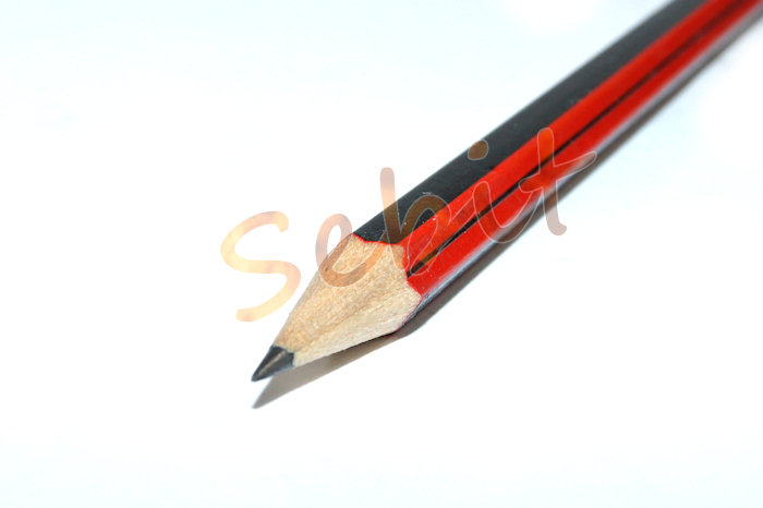 Ołówek Titanum techniczny z gumką 4B 12szt 83726 Gumka z gumką