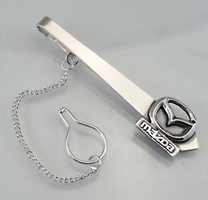 Srebrna spinka do krawata auto mazda Marka Inna marka