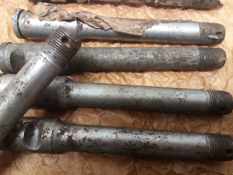 ORYGINALNA OŚKA WÓZKA M72,IRBIT,K750,URAL,MW Numer katalogowy części 65020201