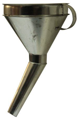 

Lejek do paliwa metalowy krzywy z sitkiem