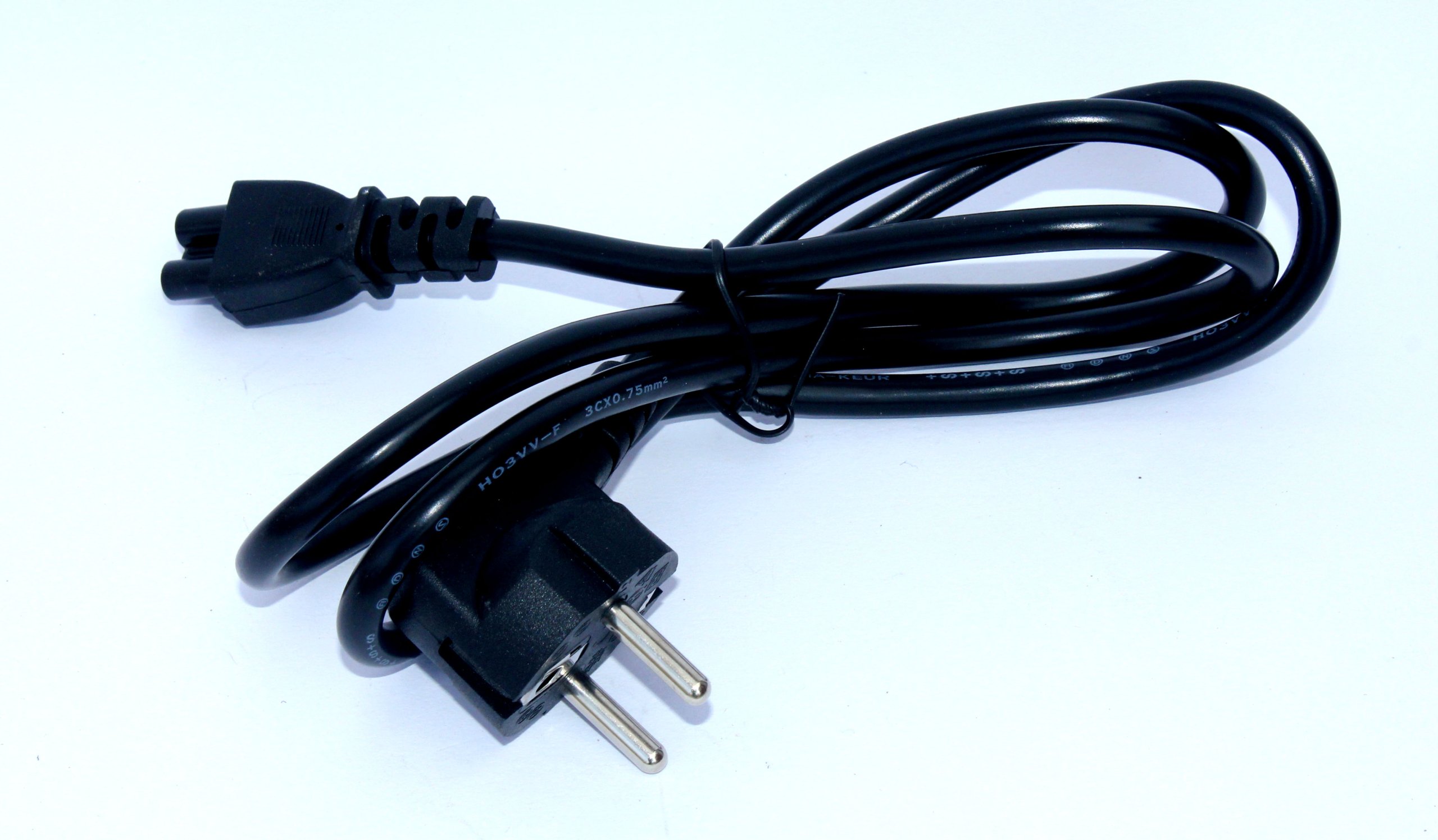 

Kabel Zasilający Do Laptopa Koniczyna Solidny