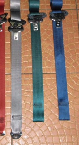 ЦВЕТНЫЕ РЕМНИ БЕЗОПАСНОСТИ CITROEN SAXO BIC