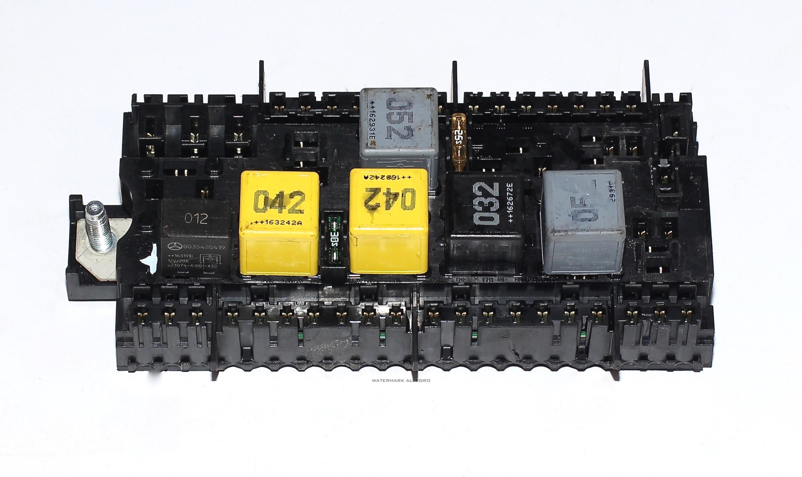 MERCEDES VITO VIANO КОРОБКА ПРЕДОХРАНИТЕЛЕЙ