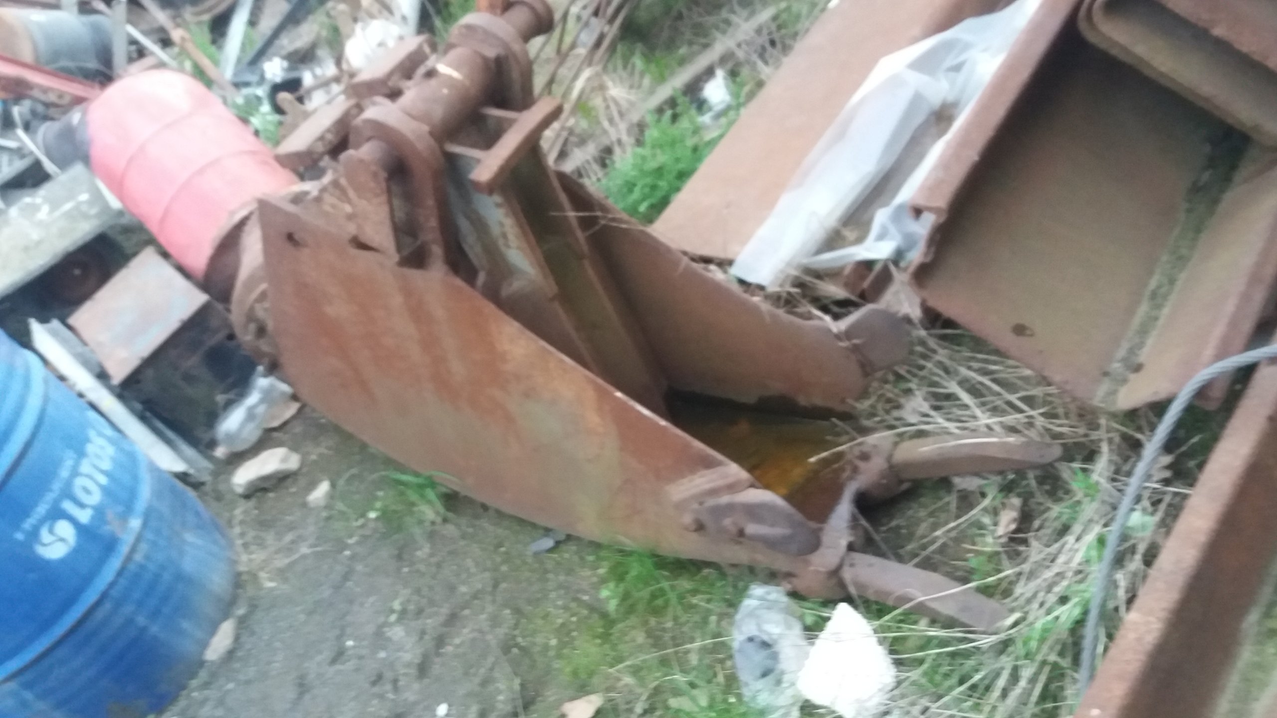 Самоочищающийся ковш 30 см для экскаватора