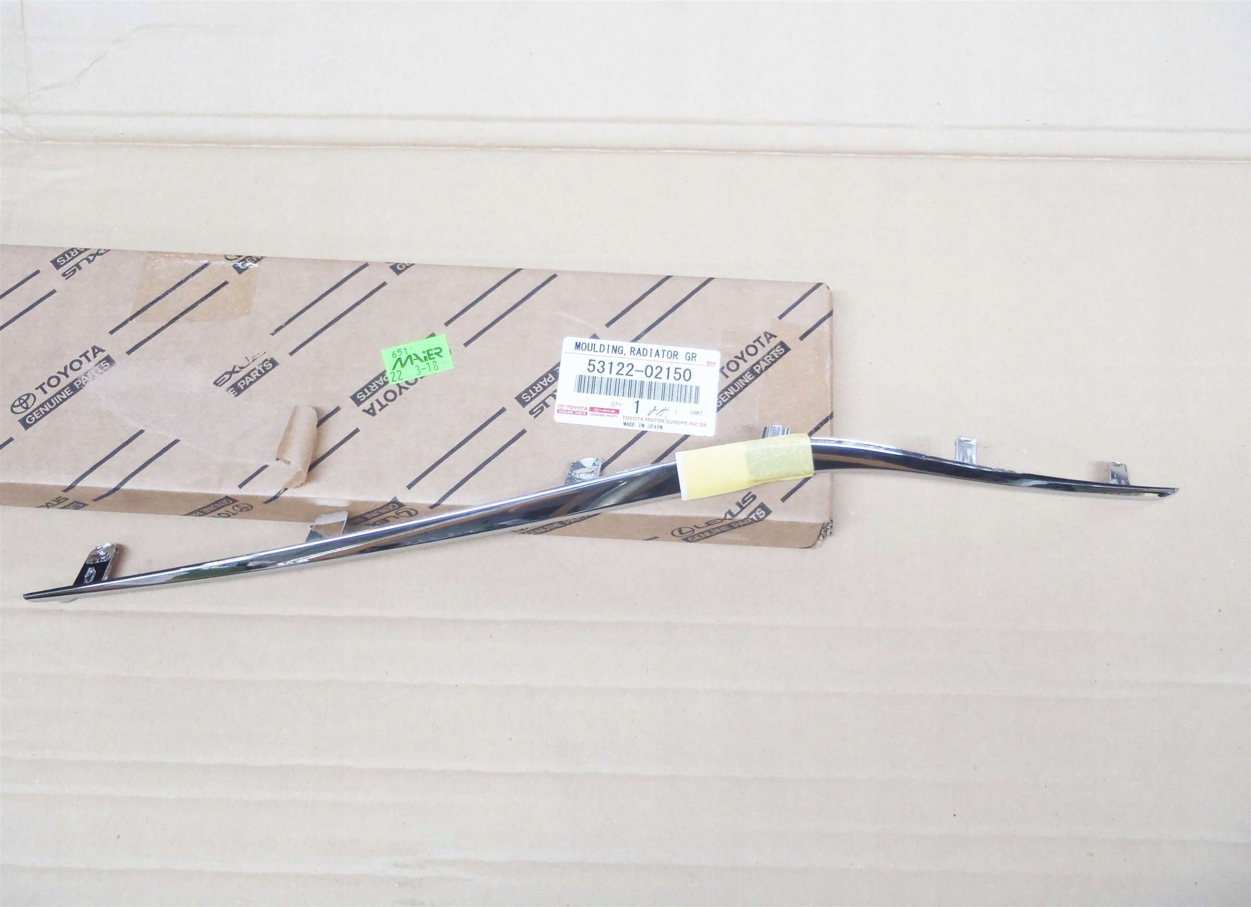 AURIS II 15-18 LISTEWKA LISTWA CHROM ATRAPY GRILLA Typ samochodu Samochody osobowe