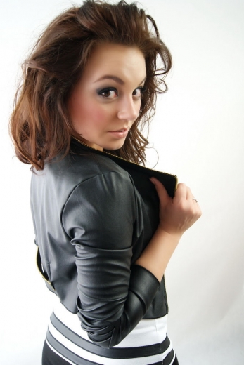 LipMar EKO SKÓRA KURTKA KRÓTKA ZAMKI rozm S 36 Długość do pasa