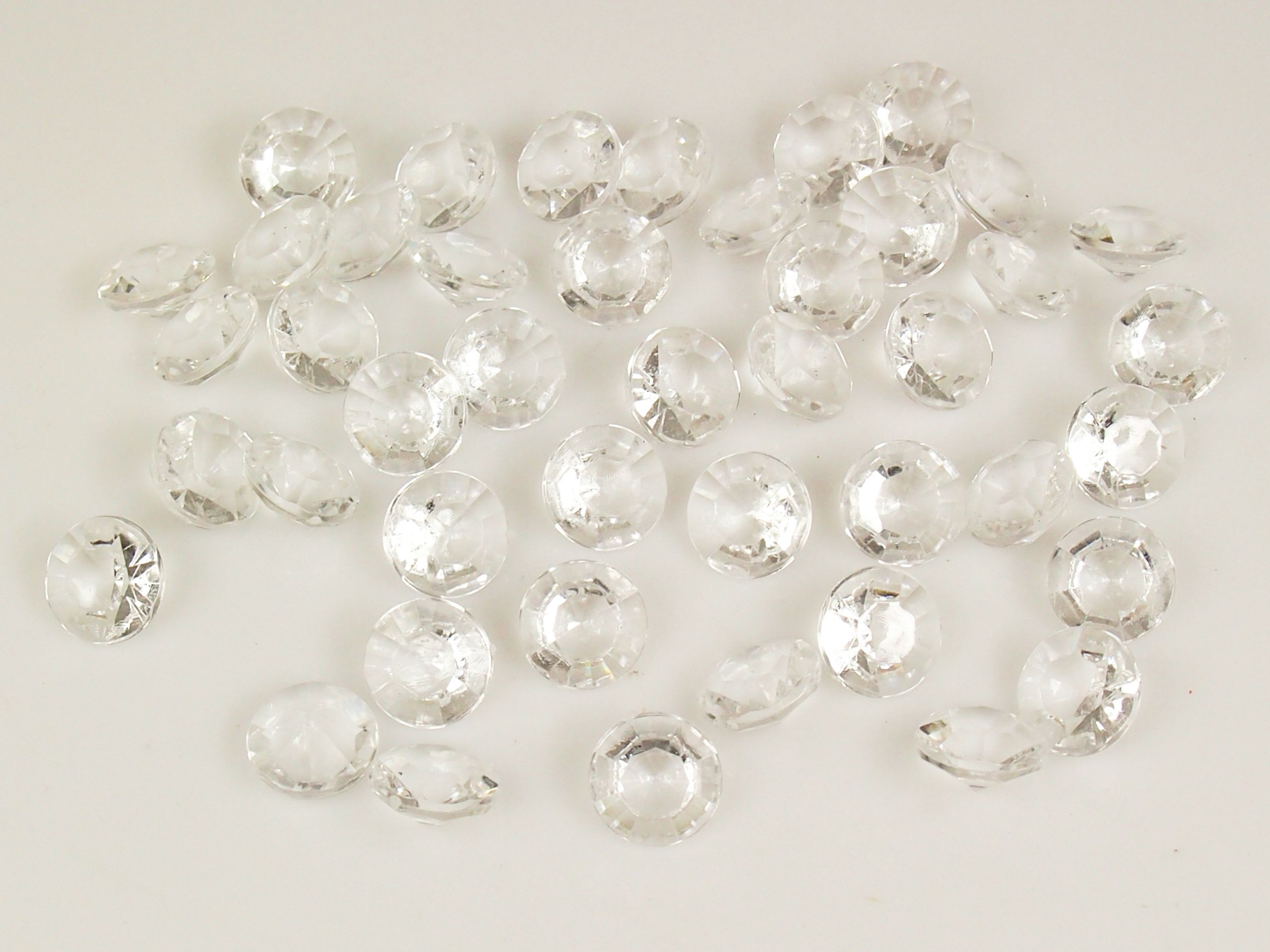 

Diamenty Diamenciki Dekoracja 16 mm 47 szt