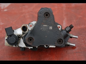 SPRINTER 906 2.2CDI POMPA WTRYSKOWA A6460700401 Producent części Bosch