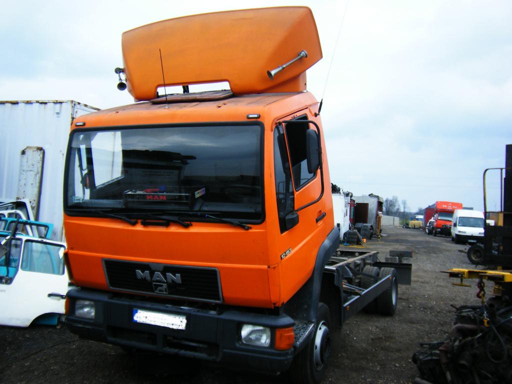 Man l2000. Кабины man l2000. Кабина man l2000 1987. Кабина ман в 153.