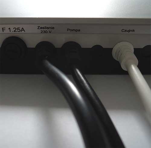 DK SYSTEM DELTA 200 sterownik pompy co / cwu ..142 EAN (GTIN) 5901867655875