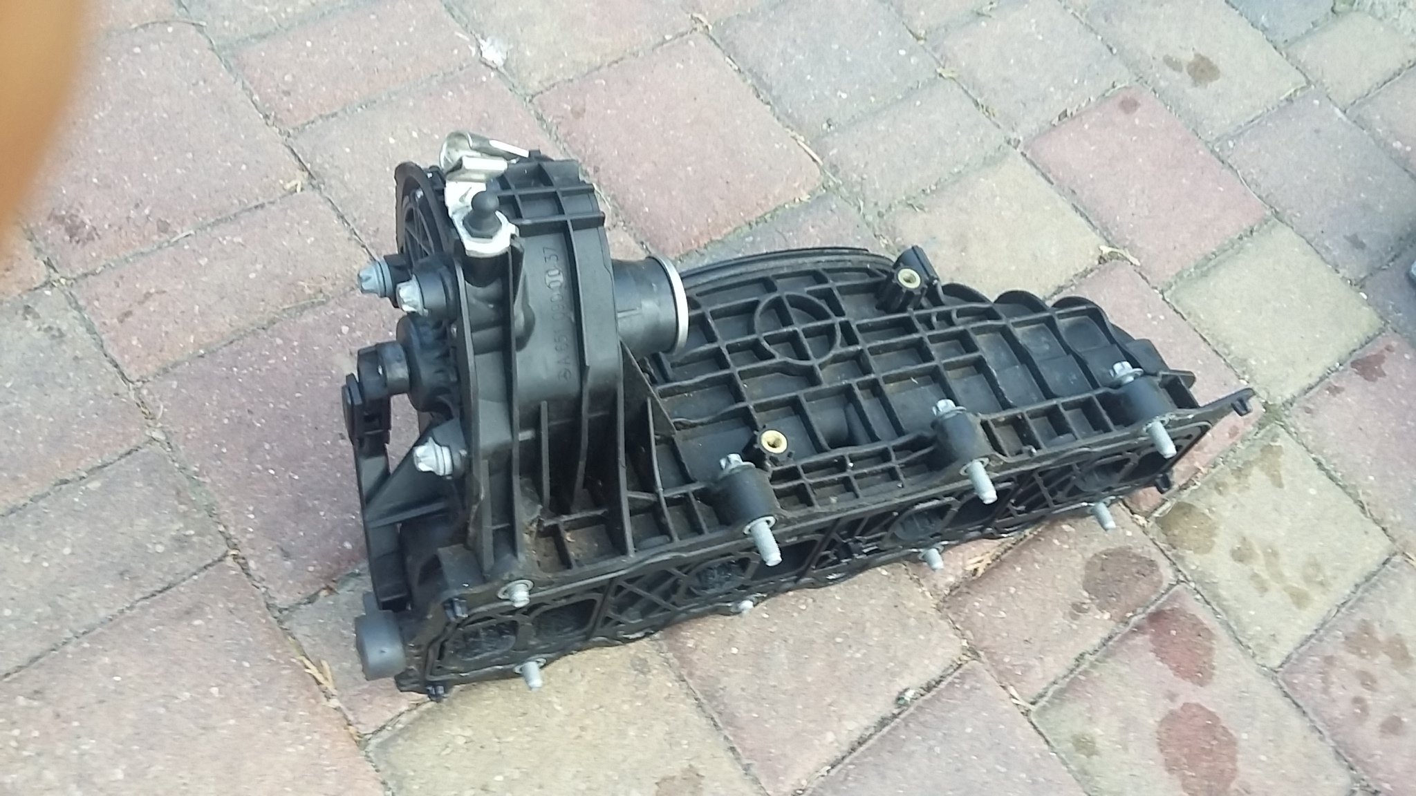 A6510900037 - Mercedes a651 2.2 CDi впускной коллектор с клапанами