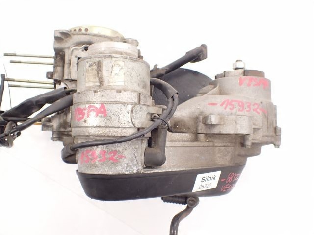 Silnik Piaggio Vespa 50 Waga produktu z opakowaniem jednostkowym 28 kg
