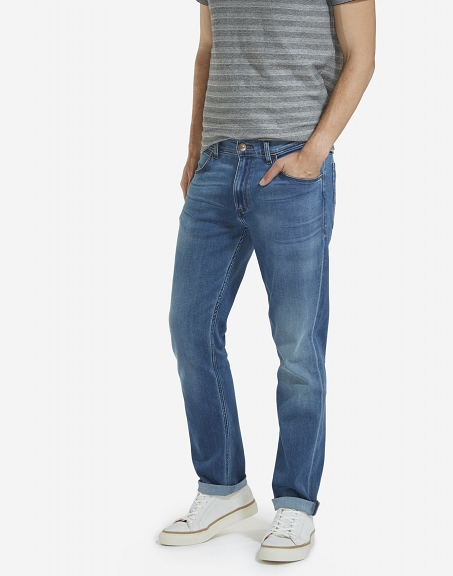 SPODNIE WRANGLER GREENSBORO W15QMU91Q R. W34 L34 Marka Wrangler