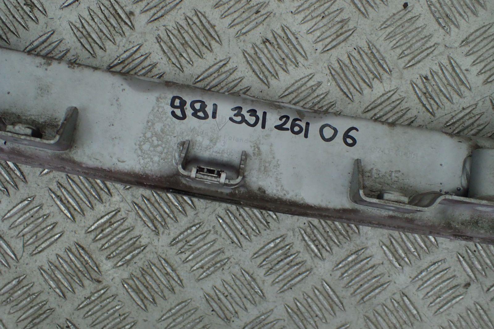 PORSCHE 991 911 TURBO WÓZEK SANKI TYŁ 99133126106 Waga produktu z opakowaniem jednostkowym 100 kg