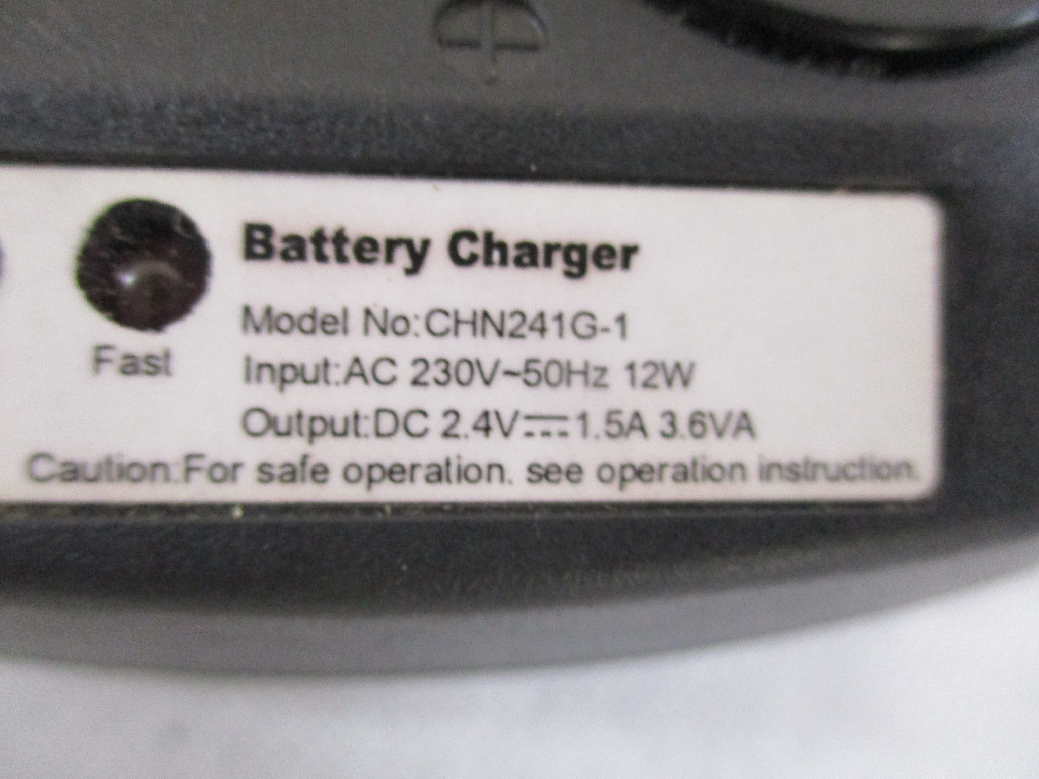 Ładowarka do akumulatorów CHN241G-1 2,4V Marka inna