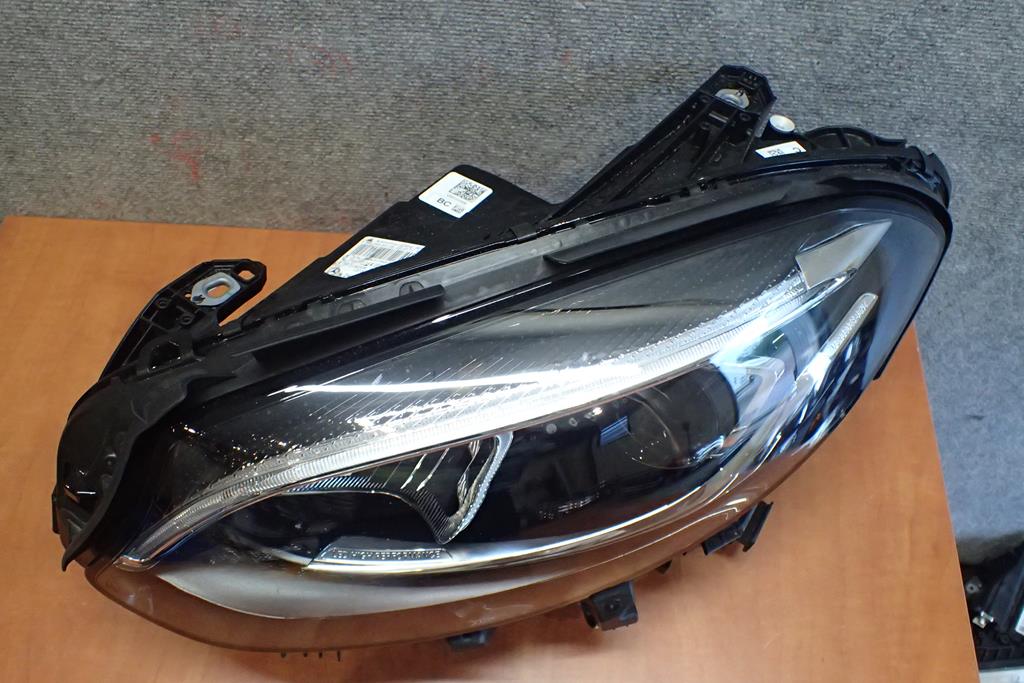 light left MERCEDES B-KLASA W246 FULL LED LIFT 16