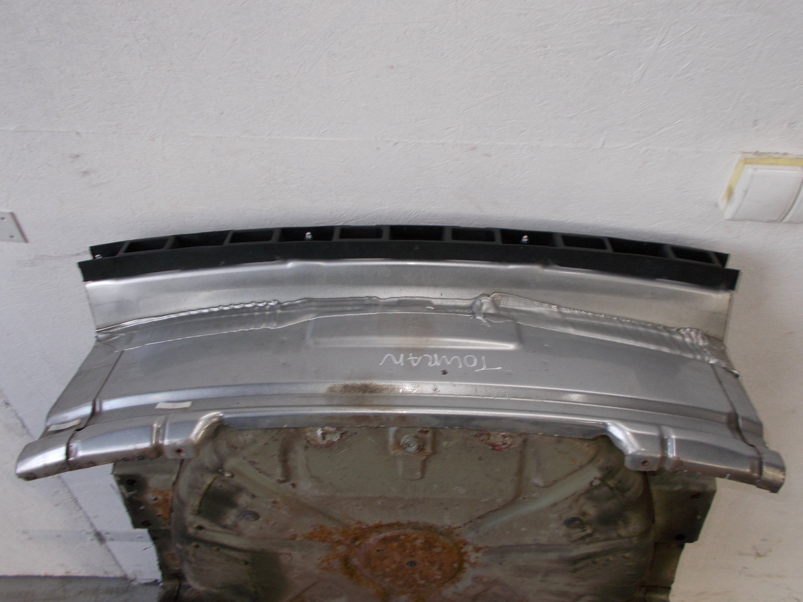 VW TOURAN PAS SCIANA TYL WANNA LA7W 2006r Part manufacturer Original Imperium