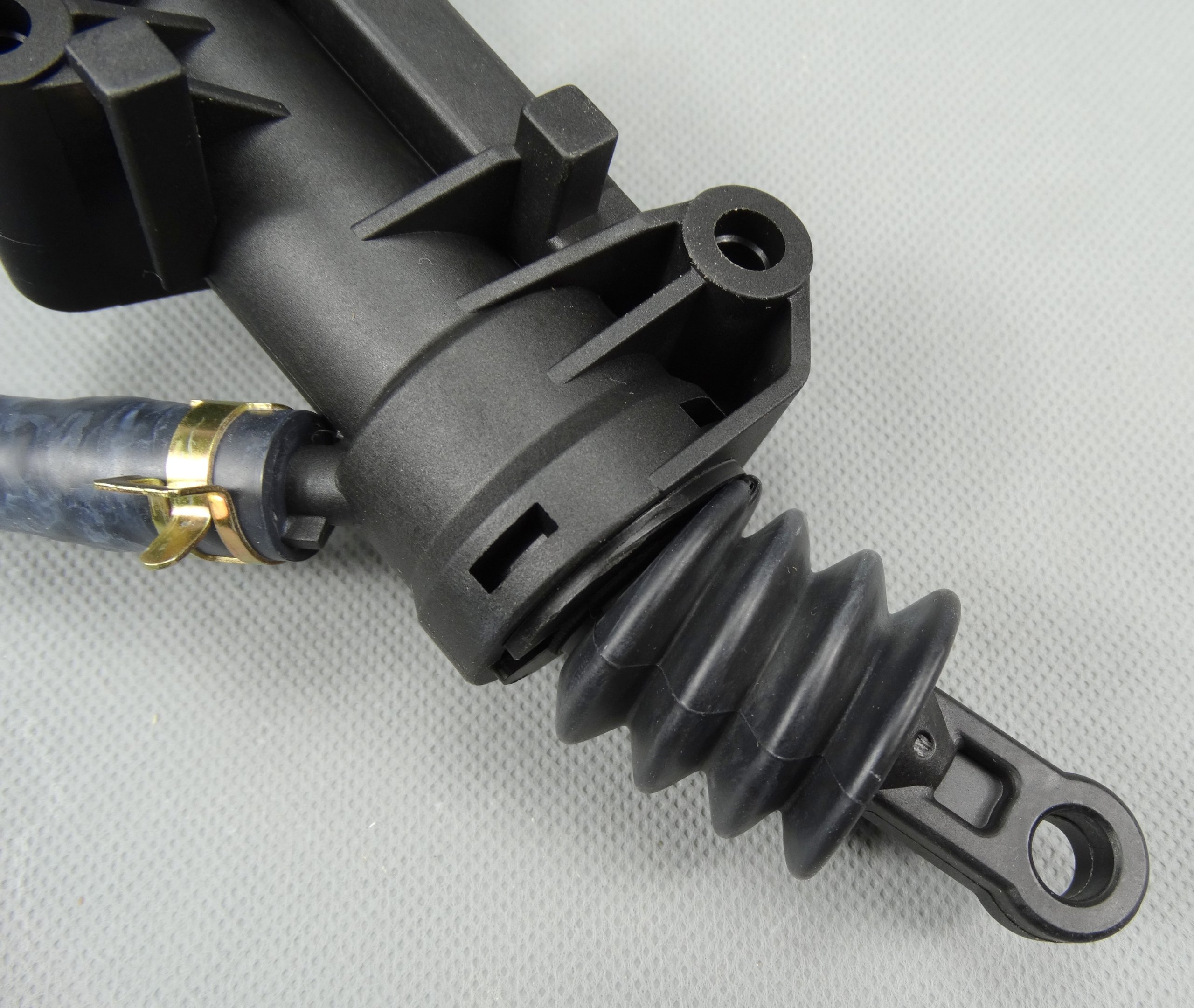 POMPA SPRZEGLA FORD TRANSIT 2 2TDCI 2011 2014 MK7 Part number 30 425 017