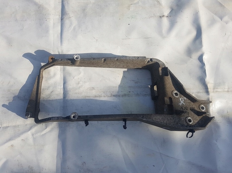 ПАУК КРЕПЛЕНИЕ ФАРЫ ЛАМПЫ RH DAF 45 55 LF