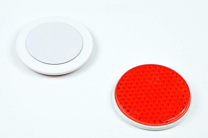 ODBLASK OKRĄGŁY CZERWONY PRZYKLEJANY 75mm Marka Wital