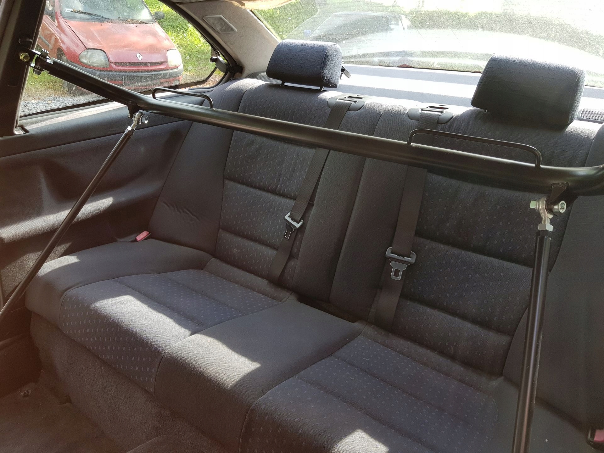 Складные задние сиденья BMW e36 Coupe