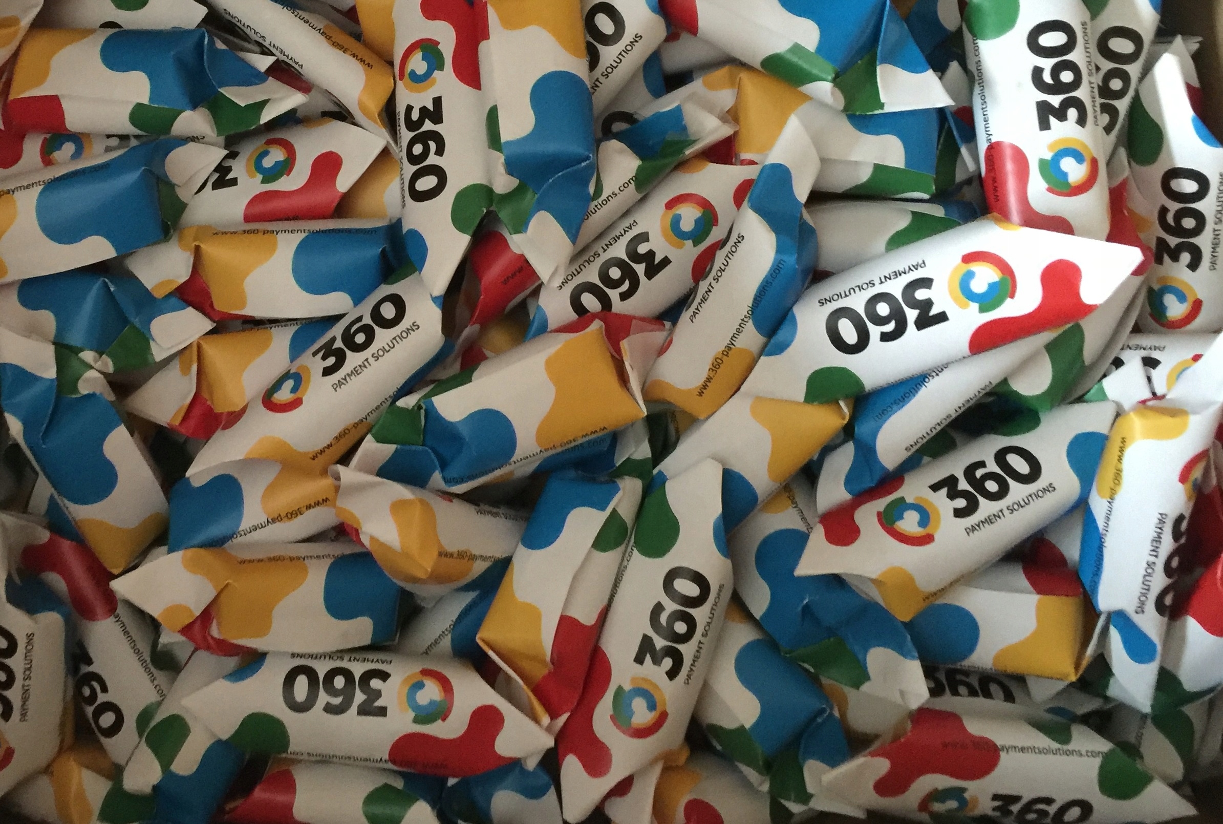 EXPRESS 48 Krówki Cukierki Reklamowe - 2,5KG Waga 2.5 kg