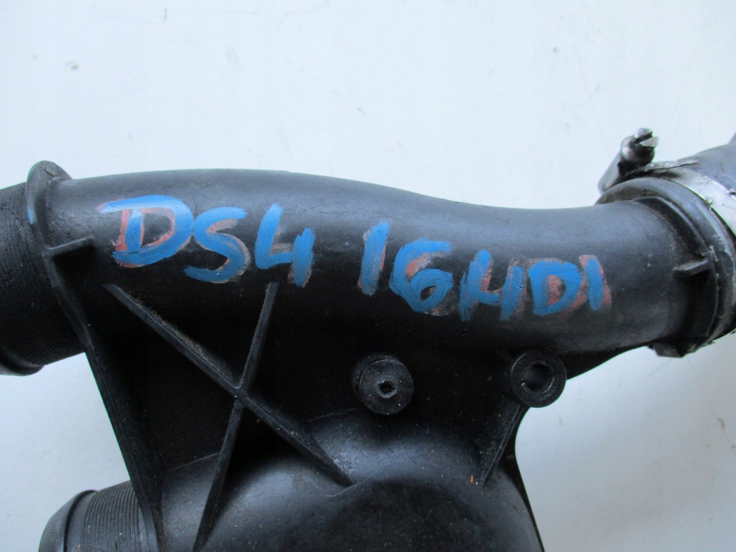 hose pipe Citroen DS4 1,6HDI