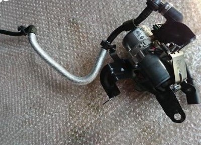 AUDI RS4 RS5 R8 вакуумный тормозной насос 8E0927317H