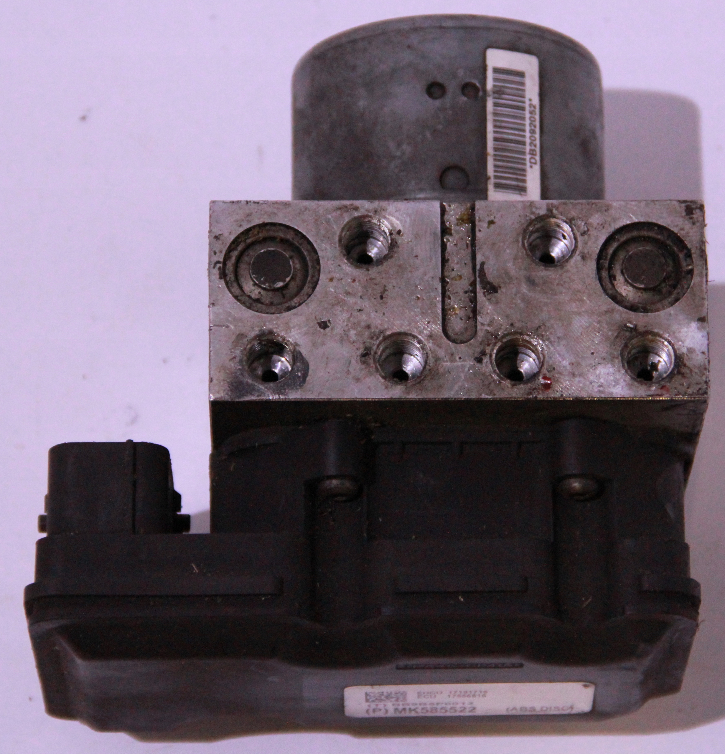 MITSUBISHI CANTER FUSO POMPA ABS MK585522 Producent części Mitsubishi OE