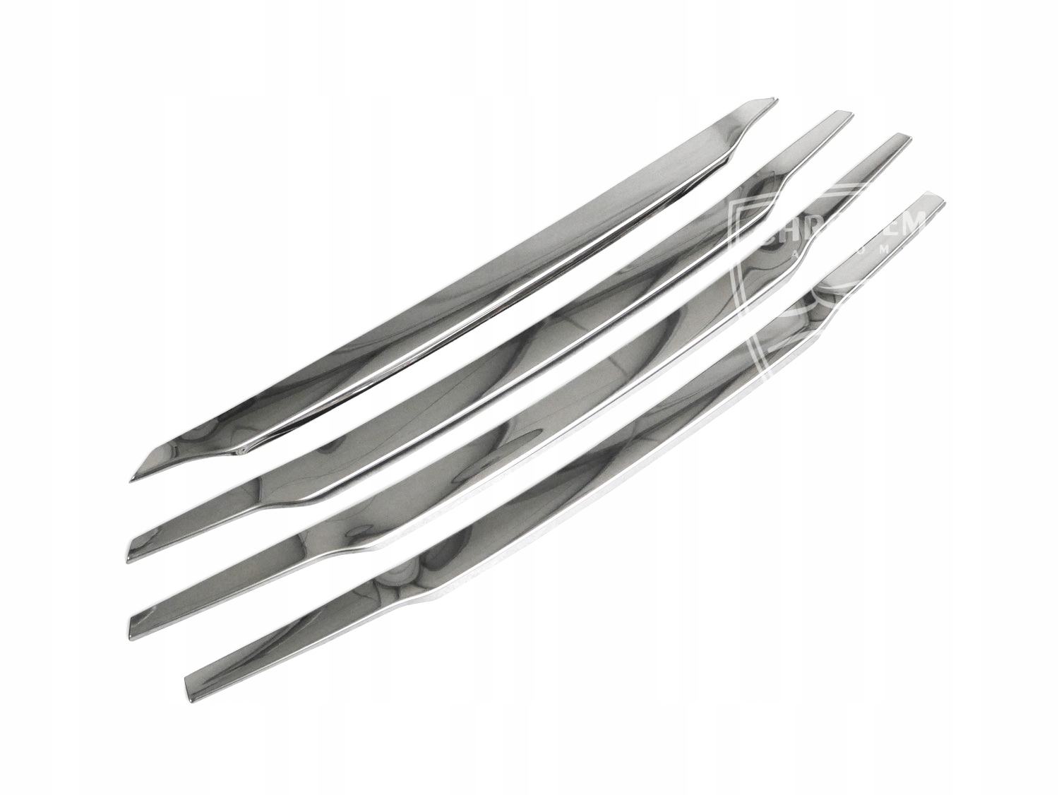 Передняя решетка решетки Ford Transit Courier