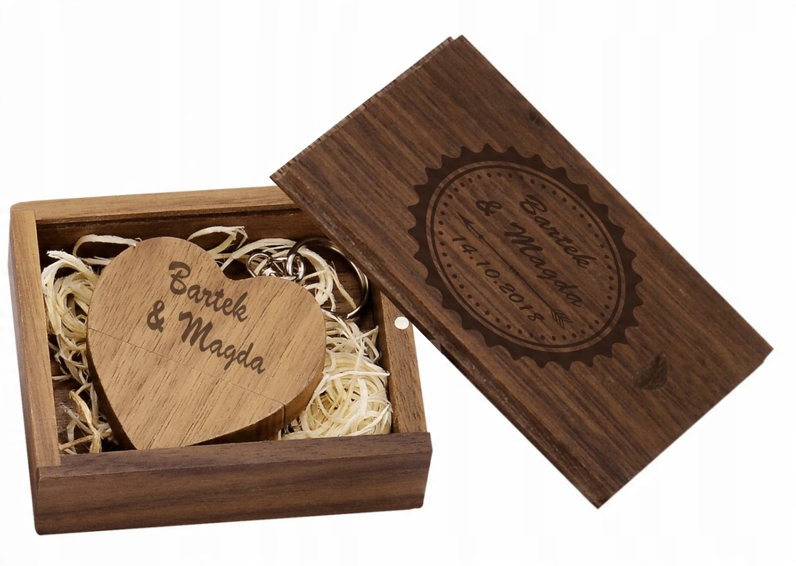 

Pendrive drewniany Serce + pudełko + Grawer 32 Gb
