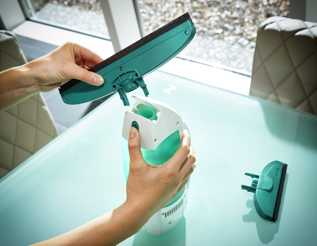 Myjka LEIFHEIT 51003 MYJKA + DRĄŻEK + WIADRO PŁYN Maksymalny czas pracy 35 min