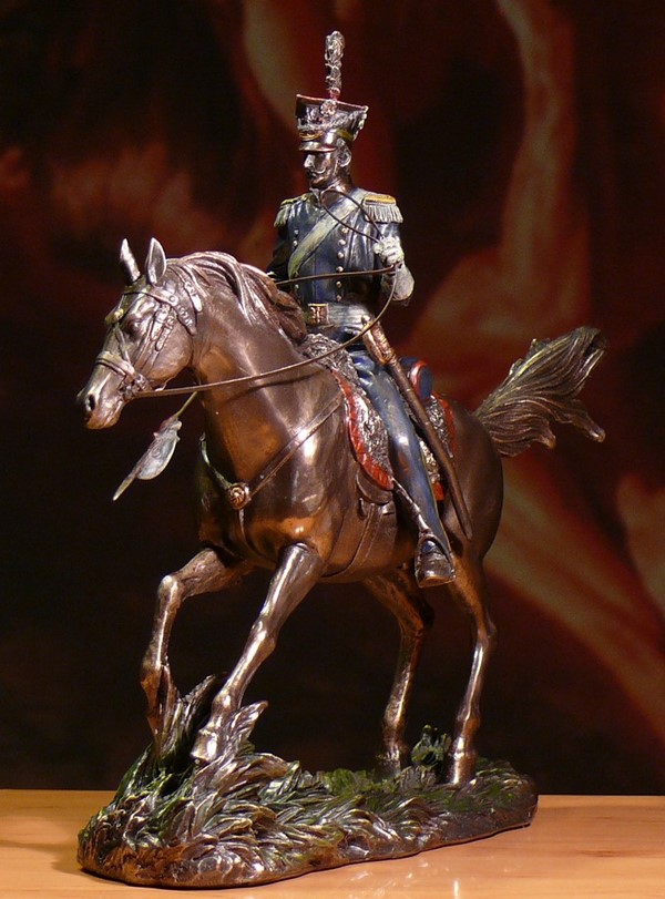 На коне статуэтка. Veronese всадник. Veronese статуэтки рыцарей. Фигурка на коне. Лучник на коне статуэтка.