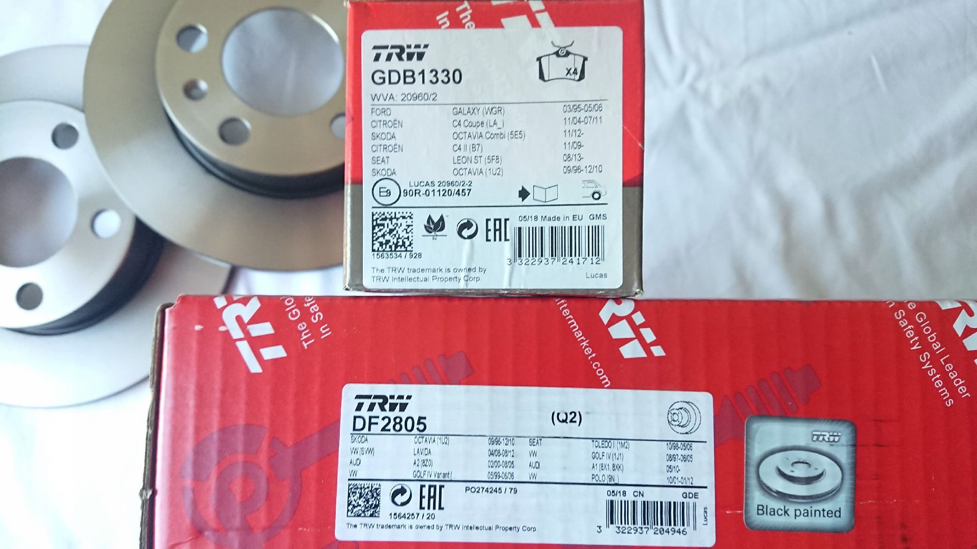 TARCZE KLOCKI TYL SKODA FABIA I II III OCTAVIA Part manufacturer TRW