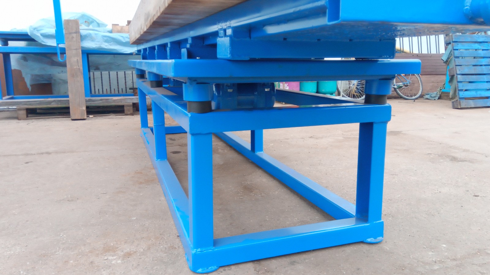 Forma stalowa do produkcji słupków do siatki 3,2 m Waga produktu z opakowaniem jednostkowym 550 kg