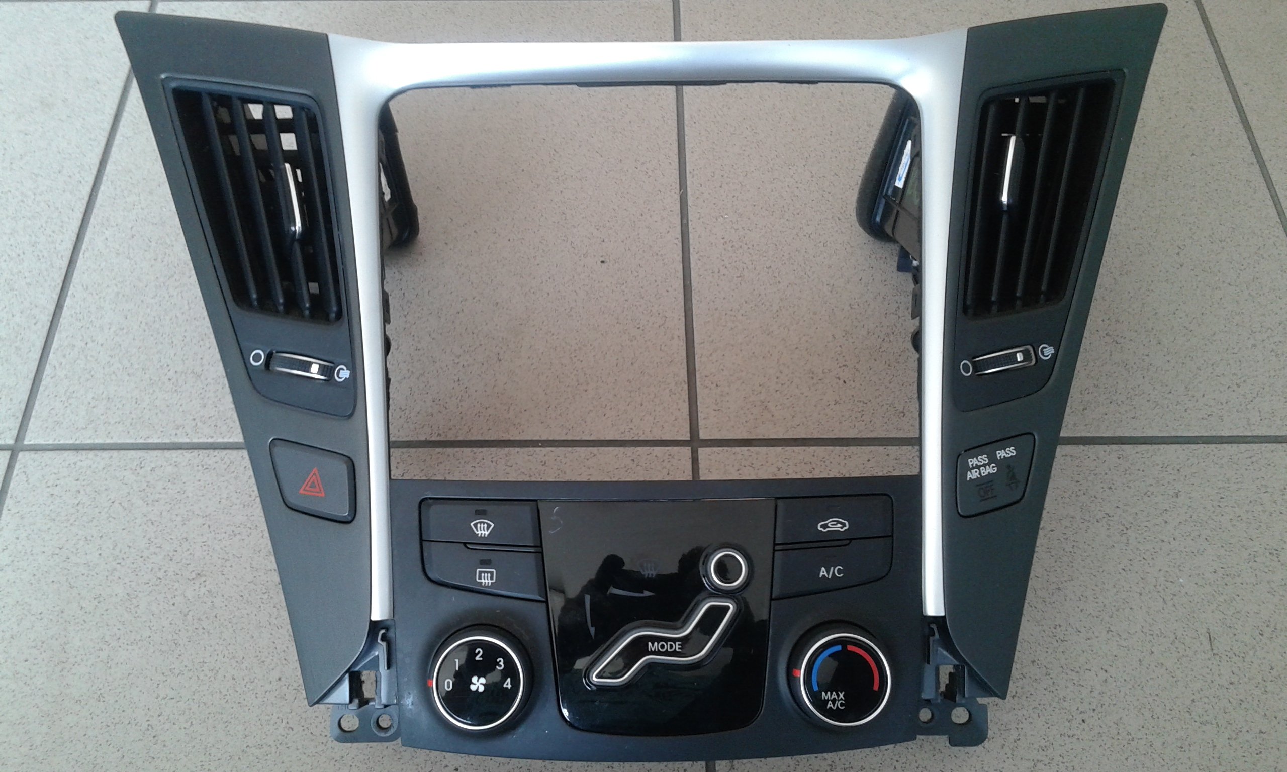 HYUNDAI SONATA В 2011 ПАНЕЛЬ УПРАВЛІННЯ КОНДИЦІОНЕРА