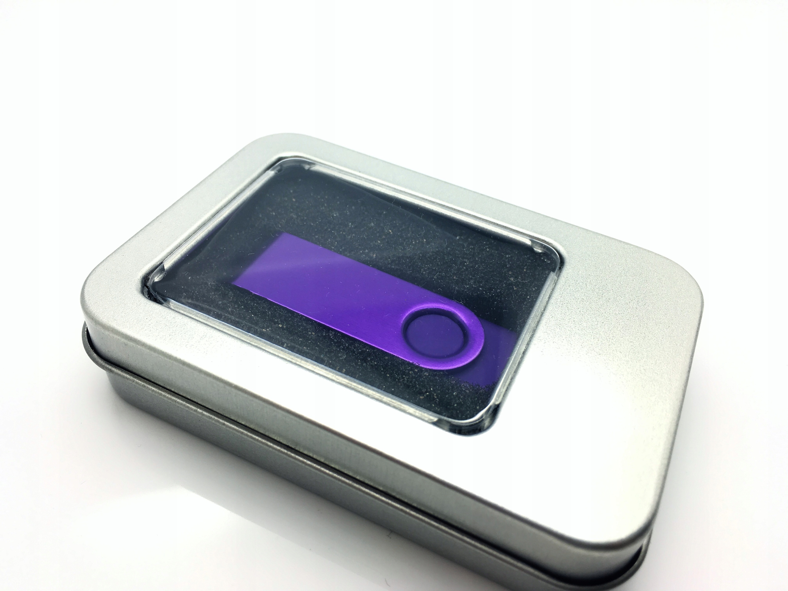

Twister pendrive 32 Gb z grawerem i pudełkiem