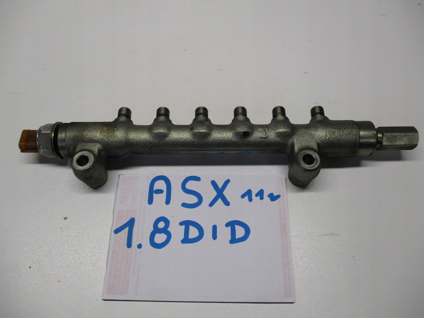 топливная рейка mitsubishi ASX 1,8DID 10R