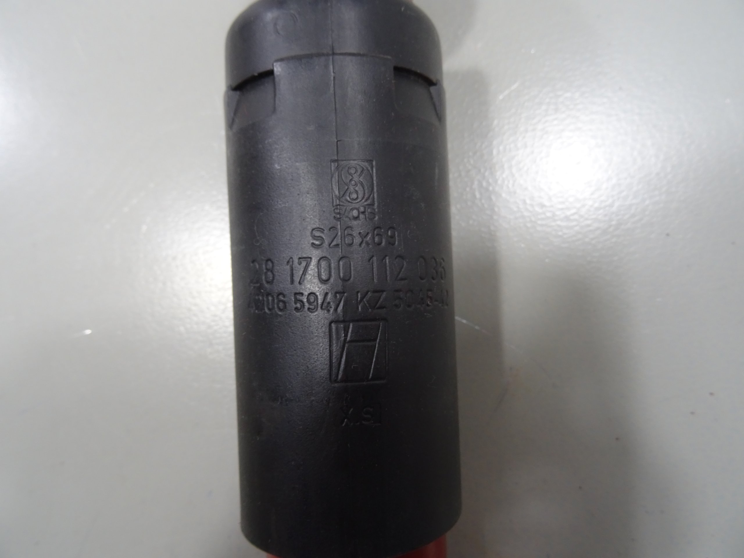 AMORTYZATOR ZAWIESZENIA KABINY IVECO MP MAGIRUS Typ samochodu Samochody ciężarowe