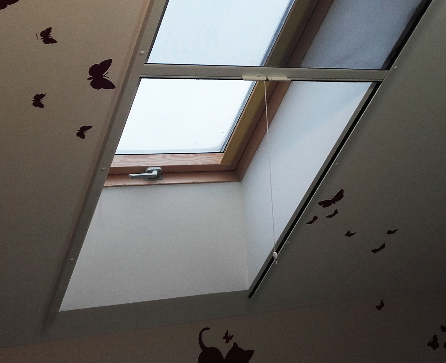 MOSKITIERA ROLOWANA DACHOWA NA OKNO DACHOWE WYMIAR Marka inna