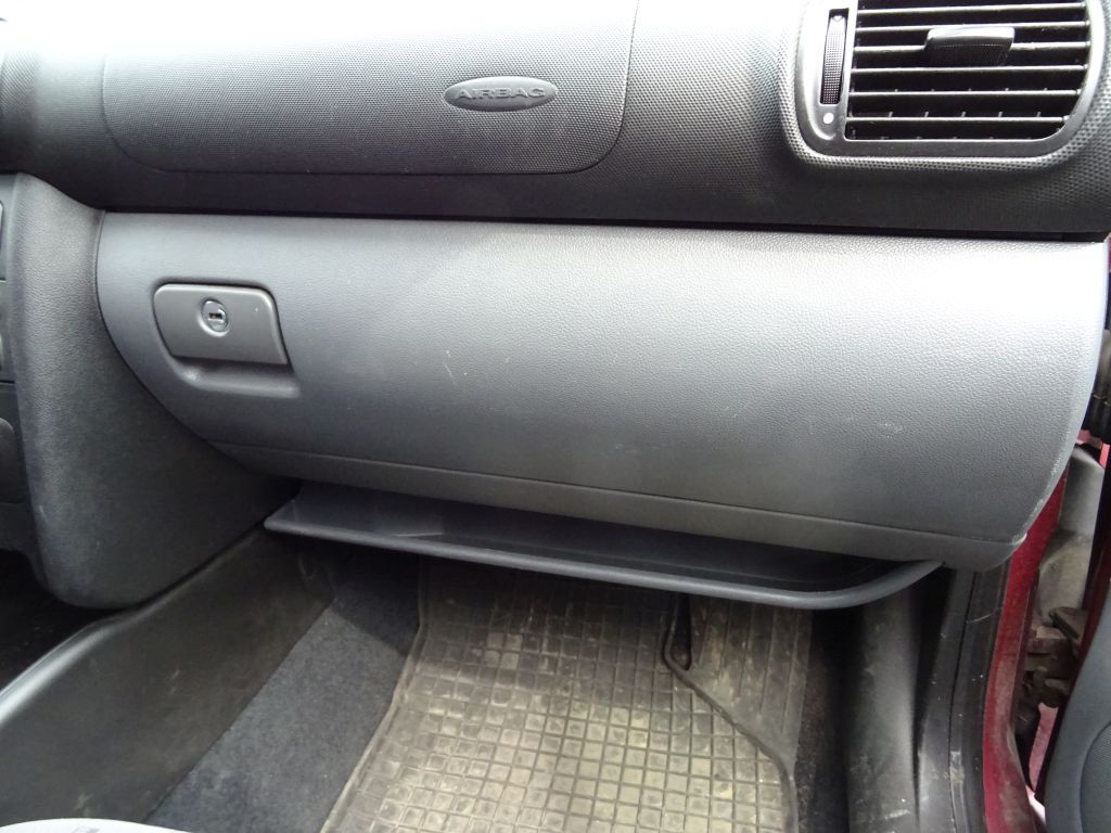 Seat Toledo II пассажирский отсек