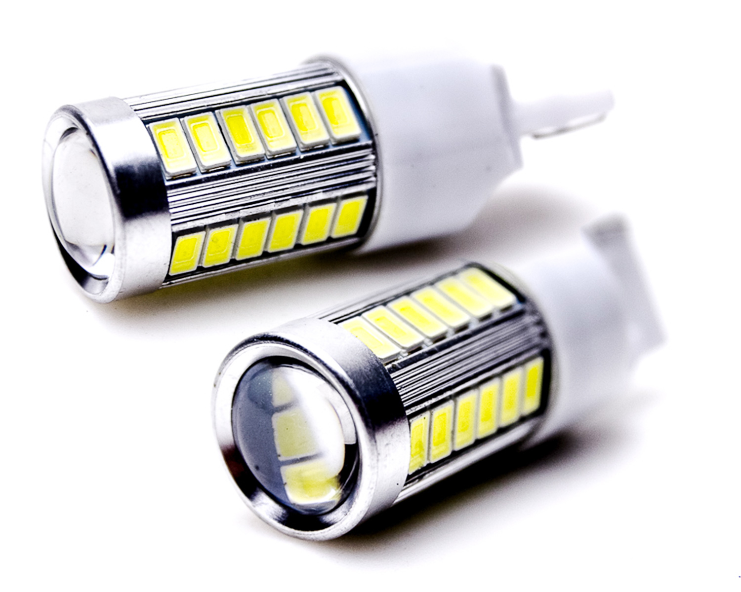 

Żarówka Led W21W 7440 CanBus z Soczewką Zimna Biel
